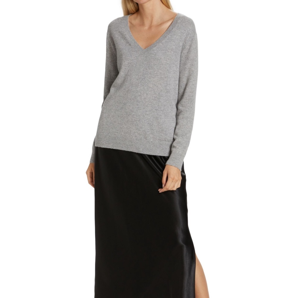 Vince Weekend V-Neck Cashmere Sweater